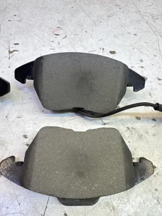 JZW698151B Колодки тормозные Audi A1 Арт 2-828811, вид 3