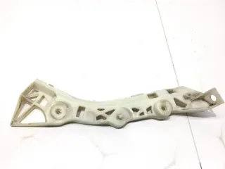 bp4k502h1 Кронштейн крепления бампера Mazda 3 BK Арт 2-829445, вид 1