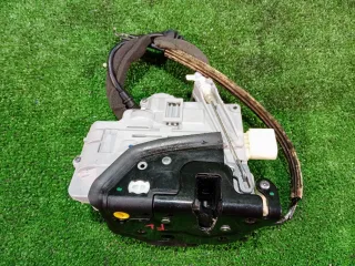 3C2837015A Замок боковой двери Volkswagen Passat B7 Арт 2-835066, вид 3