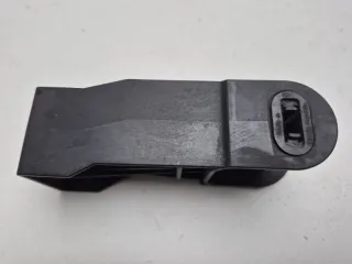 7P0121079B Кронштейн радиатора Volkswagen Touareg 2 Арт 2-836140, вид 3