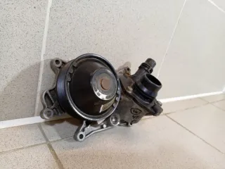 11518516204 Насос водяной (помпа) BMW 1 F20/F21 Арт 2-848723, вид 3
