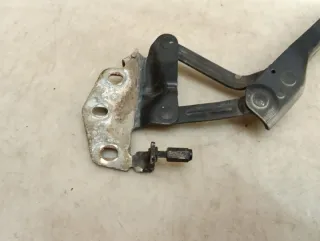 3C0823301C Петля капота Volkswagen Passat B6 Арт 2-854133, вид 4