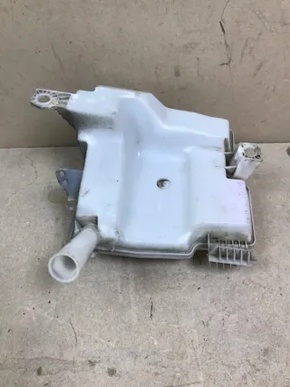 bv6117b613c Бачок омывателя Ford Focus 1 Арт 2-862720, вид 1