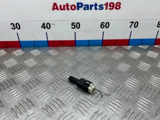MR228924 Датчик включения стопсигнала Mitsubishi Lancer 10 Арт 2-863542, вид 1