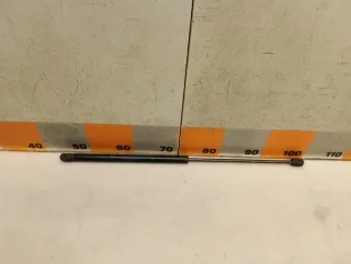 5X0827550 Амортизатор крышки багажника (3-5 двери) Volkswagen Pointer Арт 2-867649