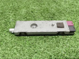 A2048200089 Усилитель антенны Mercedes C W204 Арт 2-879593, вид 2