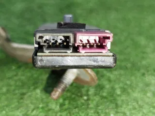 A2048200089 Усилитель антенны Mercedes C W204 Арт 2-879593, вид 4
