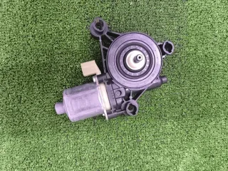 5Q0959801A Моторчик стеклоподъемника Porsche Macan Арт 2-886720, вид 2
