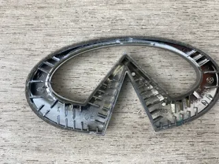 908911CA0A Эмблема крышки багажника Infiniti QX70  Арт 2-889362, вид 7