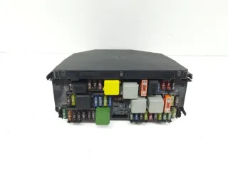 A2129005822 Блок предохранителей Mercedes C W204 Арт 2-894523, вид 1