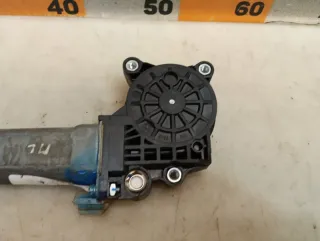 9881029000 Моторчик стеклоподъемника Hyundai Sonata (EF)  Арт 2-896158, вид 3