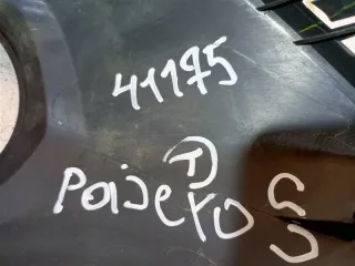 8321A642 Рамка противотуманной фары правой Mitsubishi Pajero 3 Арт 2-898590, вид 9