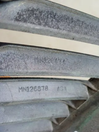 MN126878 Решетка радиатора Mitsubishi Lancer 9 Арт 2-902372, вид 7