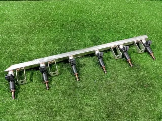 13537531634 Форсунка топливная (комплект) BMW 5 F10/F11/GT F07 Арт 2-904928, вид 1