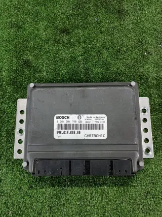 99661860500 Блок управления двигателем Porsche Boxster 986  Арт 2-905347, вид 1