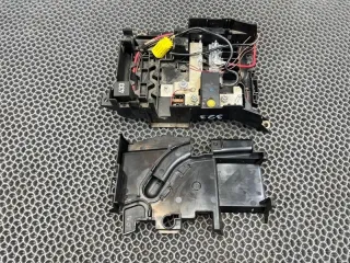 7L0937548 Блок предохранителей Porsche Cayenne 955 Арт 2-905528, вид 4