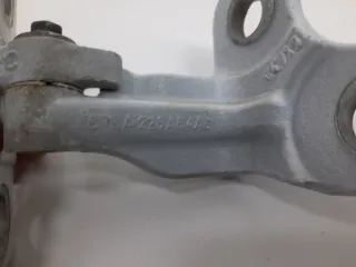 T4N2595 Петля двери Jaguar F-Pace Арт 2-914621, вид 3