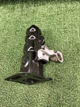 A4476200095 Кронштейн усилителя переднего бампера Mercedes Vito W447 Арт 2-923210, вид 1