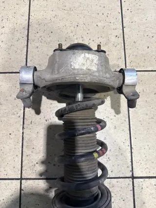 7P0512301 Стойка амортизатора Volkswagen Touareg 2 Арт 2-923278, вид 4