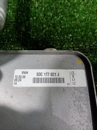 03C121050N Трубка масляного радиатора Volkswagen Scirocco 3 Арт 2-925198, вид 5