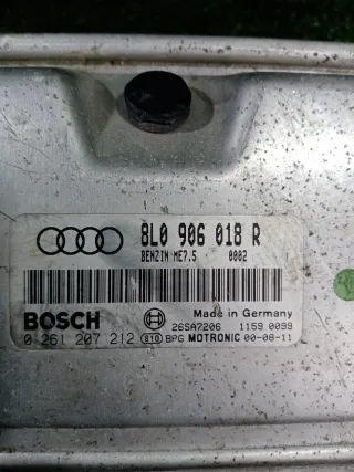8L0906018R Блок управления двигателем Audi TT 1 Арт 2-925246, вид 4