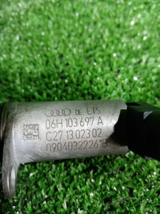 06H103697A Клапан изменения фаз vvti / регулировки газораспределения Audi A4 B8 Арт 2-932975, вид 5