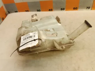 CP9Z17618A Бачок омывателя Ford Focus 2 restailing Арт 2-933703, вид 2