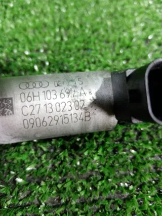 06H103697A Клапан изменения фаз vvti / регулировки газораспределения Audi A4 B8 Арт 2-936146, вид 5