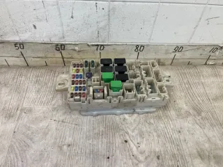 8637A732 Блок предохранителей Mitsubishi Pajero 4 Арт 2-938253, вид 1