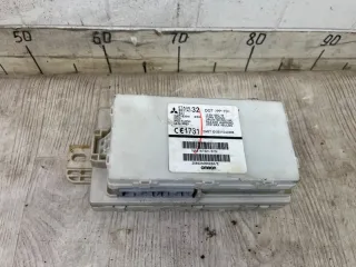 8637A732 Блок предохранителей Mitsubishi Pajero 4 Арт 2-938253, вид 3