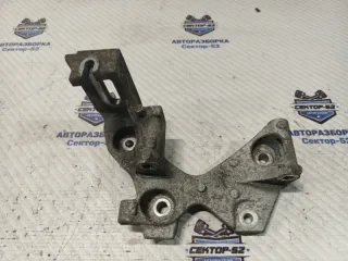 11710ED50C Кронштейн генератора Nissan Juke 1 Арт 2-940465, вид 1