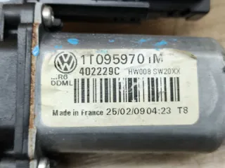 1k0959793q Моторчик стеклоподъемника Skoda Octavia A5 Арт 2-942652, вид 6