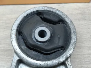 11620-54G02 Подушка крепления двигателя Suzuki Liana Арт 2-944898, вид 3