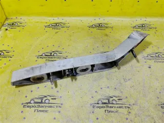 4M5117D958A Кронштейн крепления бампера Ford Focus 1 Арт 2-946322, вид 2