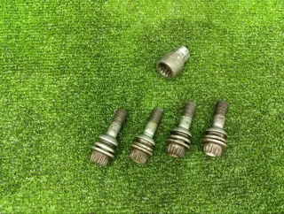 95536105710 Болты колесные Porsche Cayenne 957 Арт 2-952195, вид 2