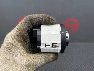 7L6941435R Кнопка блокировки дифференциала Volkswagen Touareg 1 Арт 2-961041, вид 7