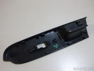 Накладка блока управления стеклоподъемниками Mitsubishi ASX restailing 2 2012г. 7222B100XA - Фото 5