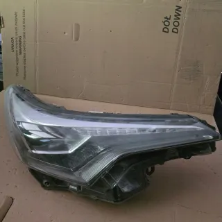 2016-2019R 81110-F4071 Фара правая Toyota C-HR Арт e12785678, вид 1