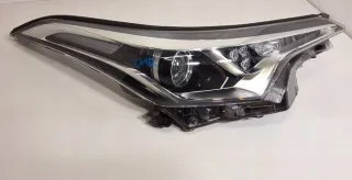 81110-F4031 Фара правая Toyota C-HR Арт e12785669, вид 1