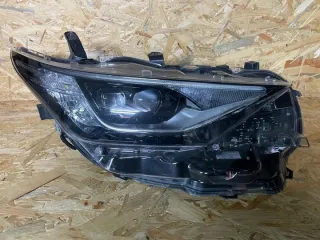 81110-02K60 Фара правая Toyota Auris 2 Арт e12785588, вид 1