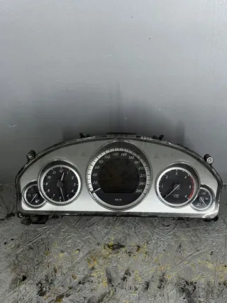 A2129005803 Щиток приборов (приборная панель) Mercedes E C207 Арт e12775453, вид 1