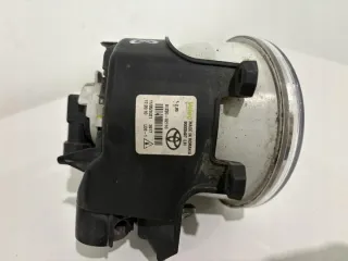 81220-02110 81210-02110 Фара противотуманная левая Toyota Avensis 3 Арт e12774800, вид 12