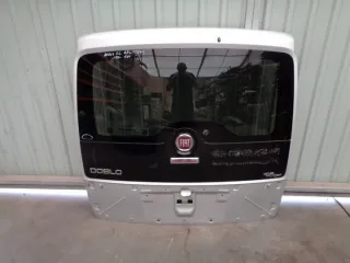 51815052 Крышка багажника (дверь 3-5) Fiat Doblo 2 Арт e12772064, вид 1