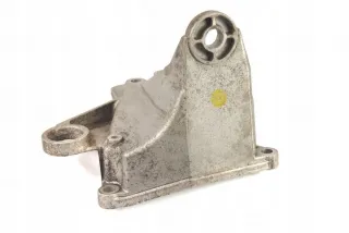 8D0399114S Подушка крепления КПП Volkswagen Passat B5 Арт e12769249, вид 2