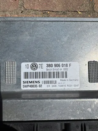 3B0906018F Блок управления двигателем Volkswagen Passat B5 Арт e12767011, вид 2