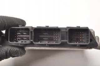 8200527725 0281012589 Блок управления двигателем Renault Megane 2 Арт e12765937, вид 3