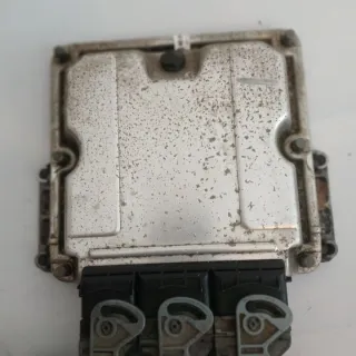 0281011324 8200309316 8200309321 Блок управления двигателем Renault Laguna 2 Арт e12765885, вид 2