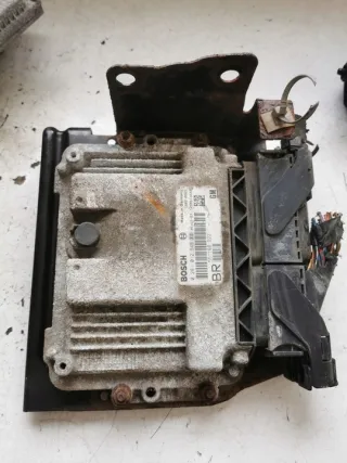 0281012549 55198922 Блок управления двигателем Opel Astra H Арт e12765290, вид 1