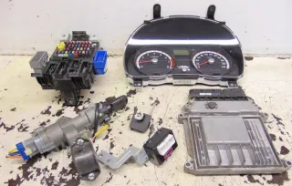 39110-26CF0, 3911026CF0 Блок управления двигателем Kia Rio 2 Арт e12764148, вид 1
