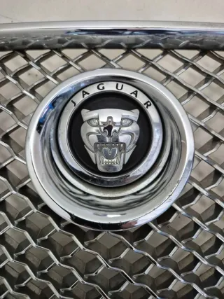 2007-2011 8X23-8B271-AC Решетка радиатора Jaguar XF 250 Арт e12762109, вид 4